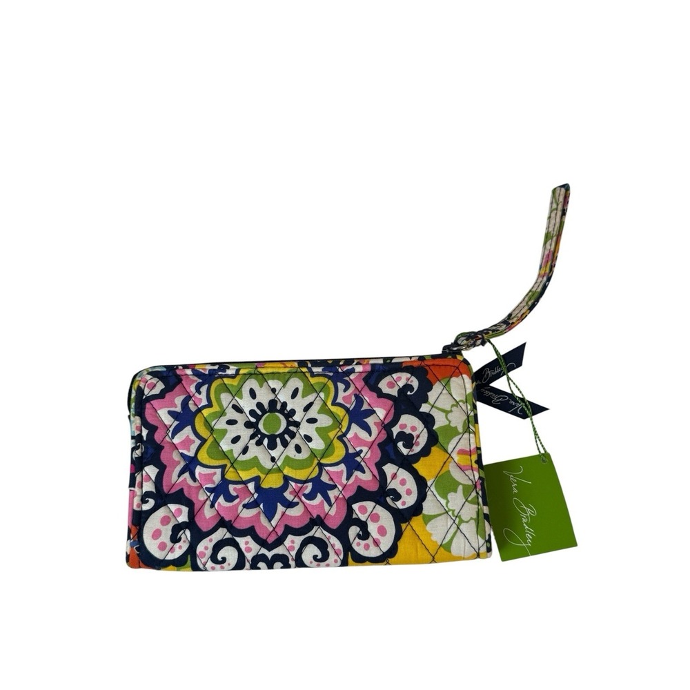 NWT Vera Bradley Front Zip Wristlet Rio Retired Print  7.5"x4.5"‎ Wallet Floral